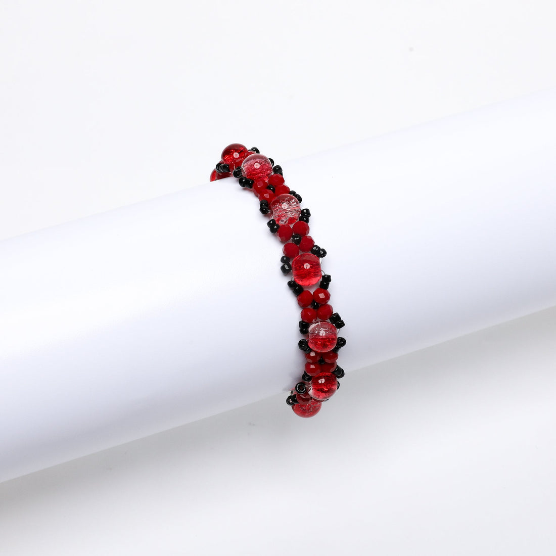 5 Smart Tips to Style Your Beaded Bracelets Like a Pro.