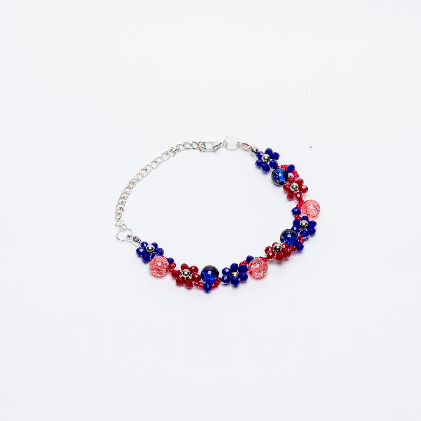 Garden Bloom Beaded Bracelet – Handmade Red & Blue Floral Jewelry
